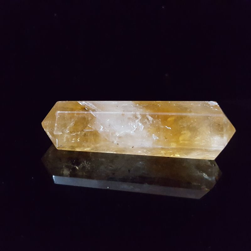 Calcita Dorada Vara Doble Punta 15 gr y 5 cm largo - Caleidoscopio