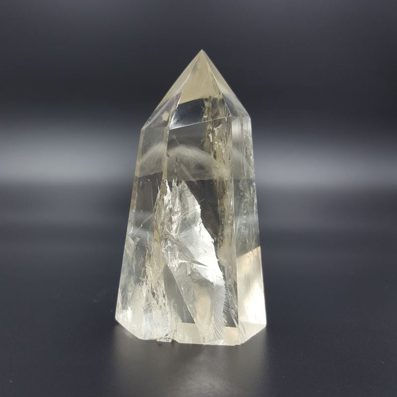 Punta Generador de Cuarzo Citrino Natural 80.3 gr 6.3 cm altura aprox. - Caleidoscopio