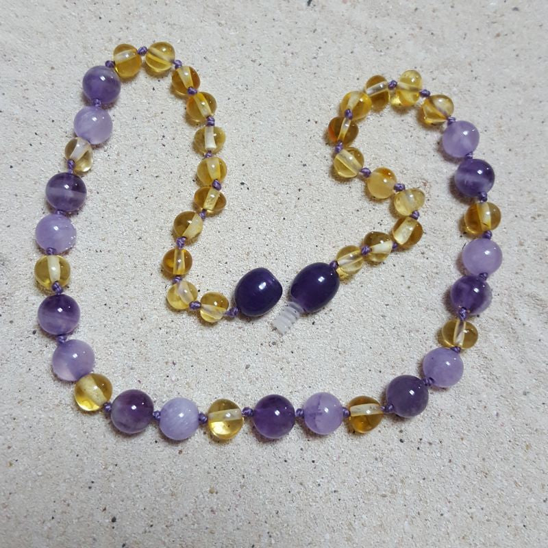Collar Ámbar para Bebé con Jade y Cuarzo Amatista Dentición Cert. Autenticidad - Caleidoscopio