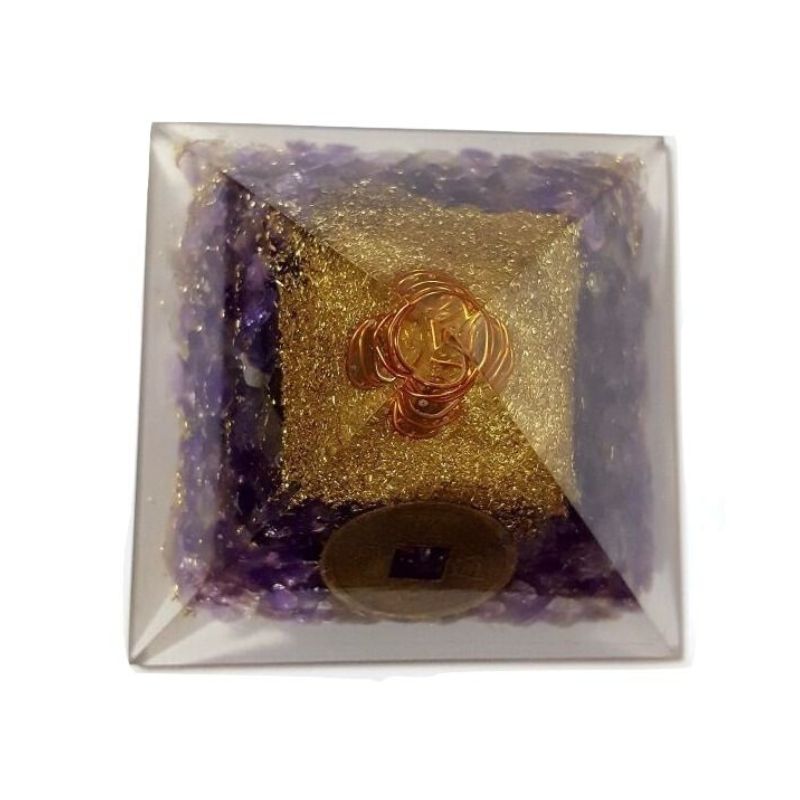 Pirámide Orgón Amatista con Moneda Feng Shui 7 x 7 cm x lado x 5.5 cm alto - Caleidoscopio