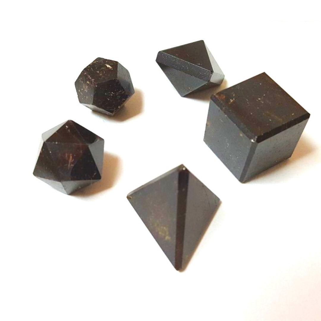 Sólidos Platónicos en Granate. 2- 2.5 cm Geometría Sagrada - Caleidoscopio