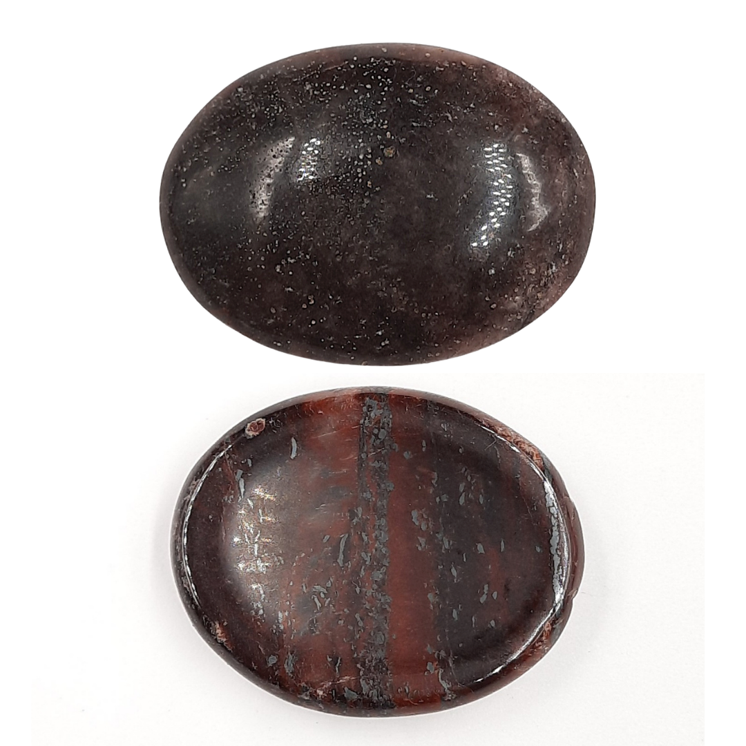 Ojo de Tigre Rojo "Worry Stone" 3.5 cm x 2.8 cm aproximadamente