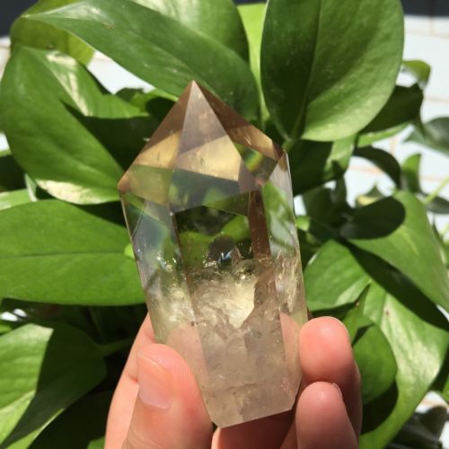 Punta Generador de Cuarzo Citrino Natural 119 gr 6.8 x 3.6 x 3 cm - Caleidoscopio