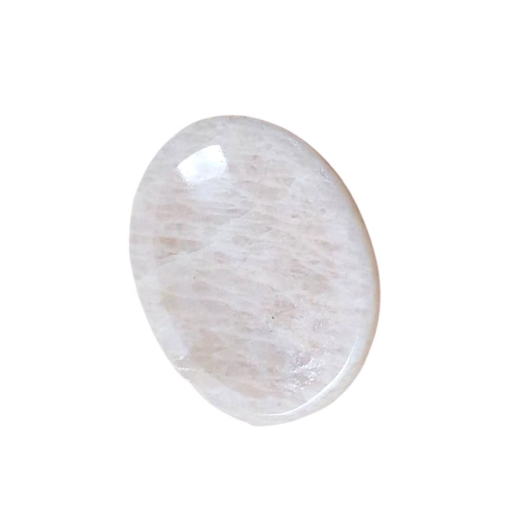 Piedra Luna "Worry Stone" color crema 3.5 x 2.8 cm aproximadamente