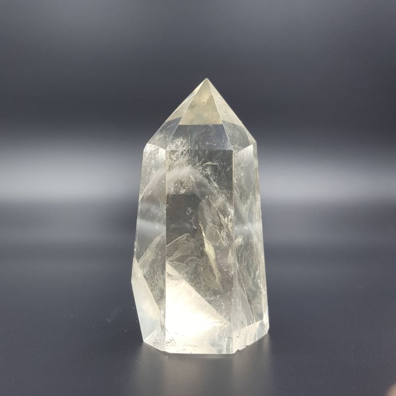 Punta Generador de Cuarzo Citrino Natural 80.3 gr 6.3 cm altura aprox. - Caleidoscopio