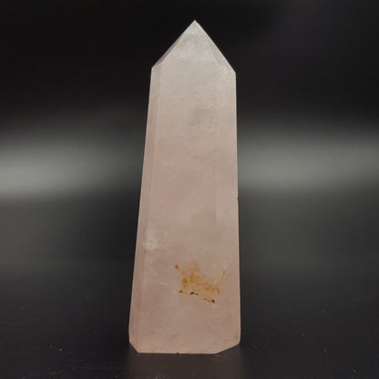 Punta Generador Obelisco Cuarzo Rosa Natural 32 - 41 gr 6 cm Altura