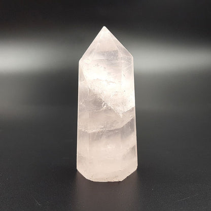 Punta Generador Obelisco de Cuarzo Rosa Natural 31 - 35 gr 5 cm Altura
