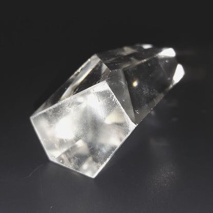 Punta Generador de Cuarzo Blanco Natural 101 - 120 g 7 a 7.8 cm altura