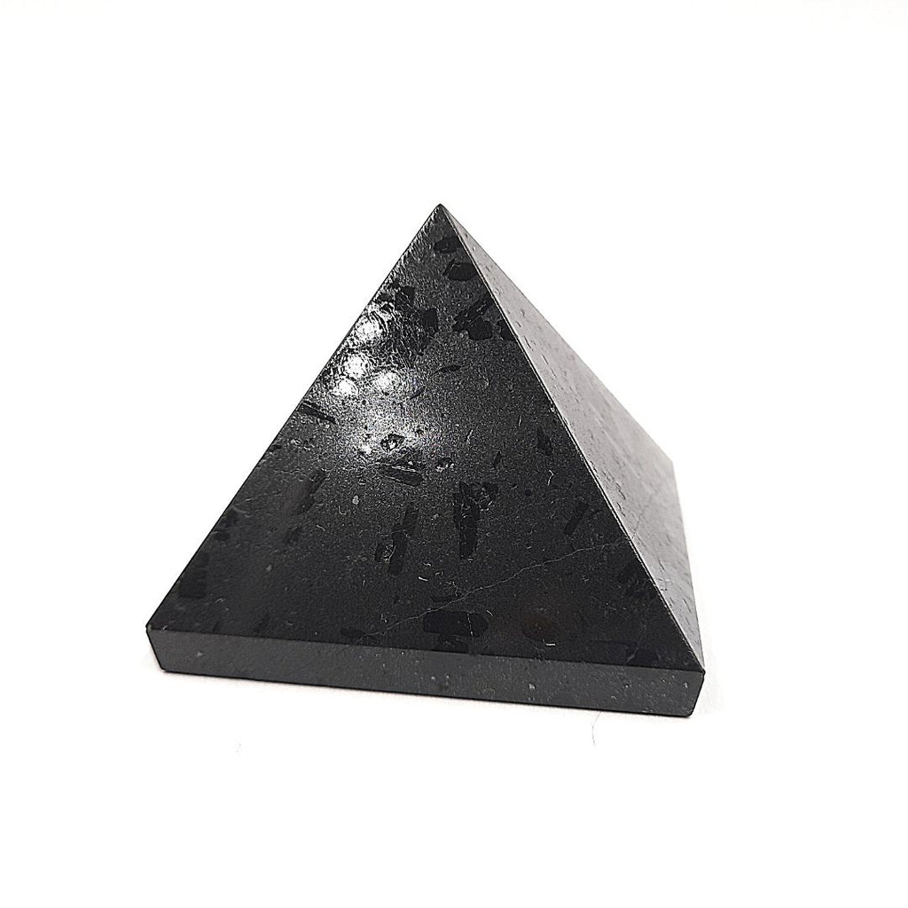 Pirámide de Turmalina Negra 5 cm x 5 cm