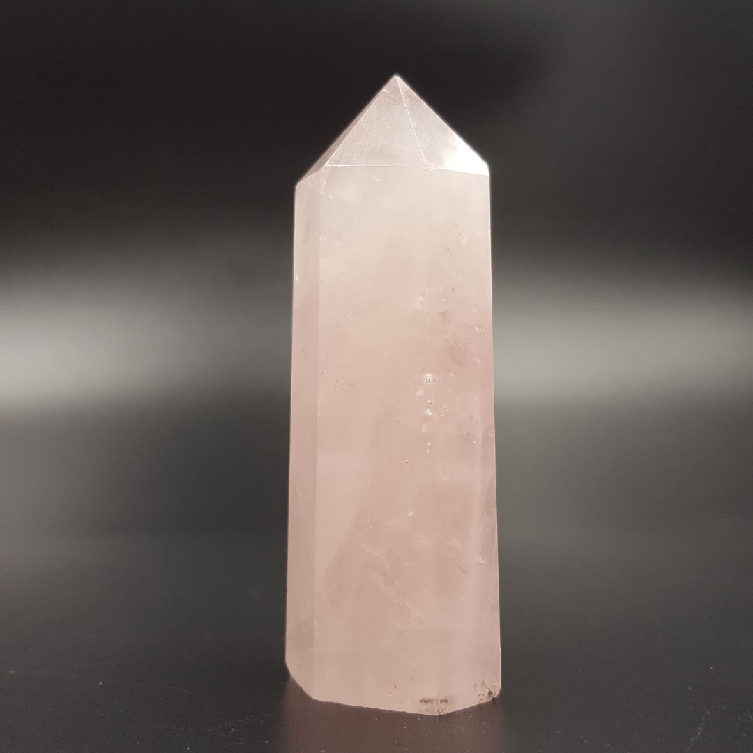 Punta Generador Cuarzo Rosa Natural 51 a 55 g 6.6 cm Altura