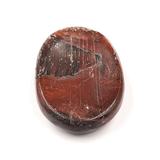 Ojo de Tigre Rojo "Worry Stone" 3.5 cm  x  2.8 cm aproximadamente