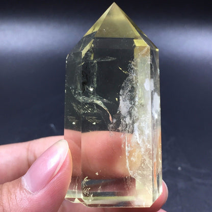 Punta Generador de Cuarzo Citrino Natural  59 g 5.7 cm altura - Caleidoscopio